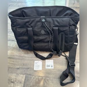 Lululemon Dash All Day Duffel NWOT